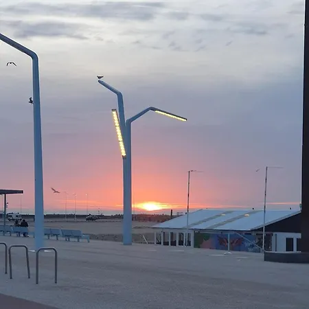 Scheveningen Sea Side 4*