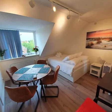 Scheveningen Sea Side 4* 海牙