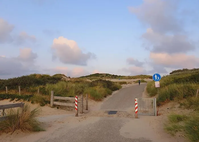 Scheveningen Sea Side Guest house 4*