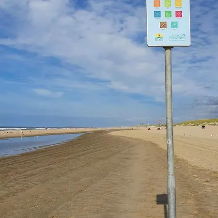 Gæstehus Scheveningen Sea Side 4*
